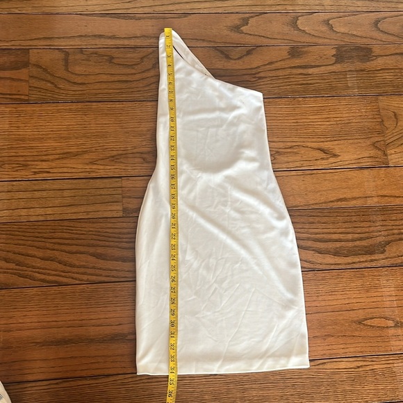 Alice + Olivia Rosia One Shoulder Mini Dress - Picture 10 of 15